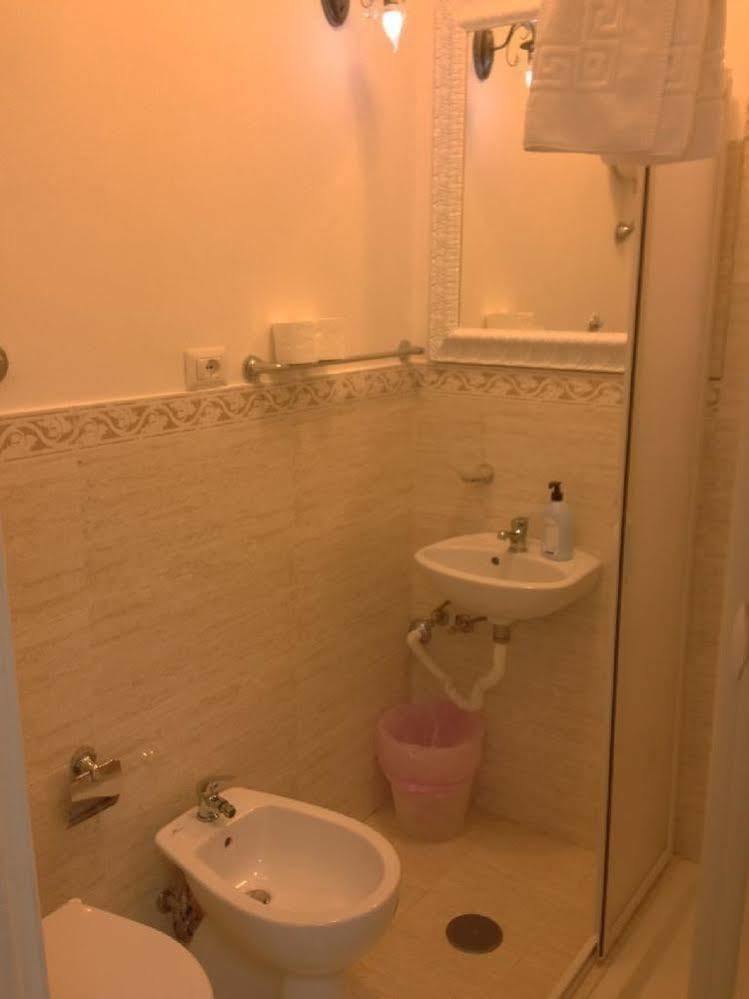 Vatican Rooms Accommodation Roma Exterior foto